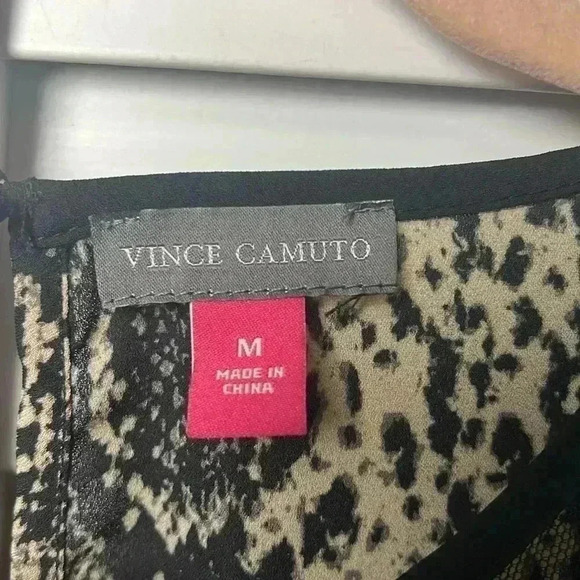 Vince Camuto Lace Yoke Snake Charm Long Sleeve Top Size Medium Rich Black - Picture 3 of 12